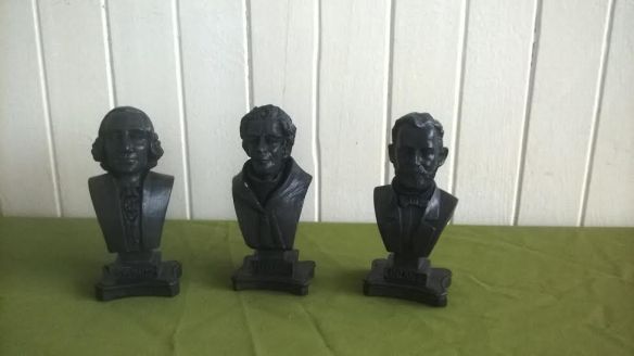 President Bust Figurines - Washington, Jefferson, Grant