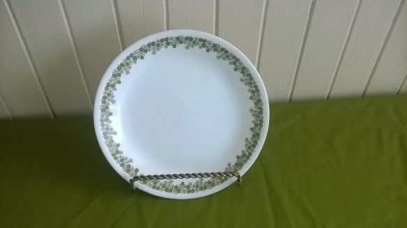 Corelle Spring Blossom Luncheon Plate Pyrex Crazy Daisy