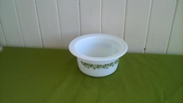 Pyrex Spring Blossom Round Butter Dish Corelle Crazy Daisy